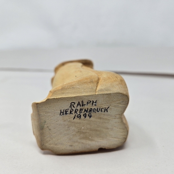 Nativity Womens Kneeling Before Baby Jesus Hand Carved By Ralph Herrenbruck 1999 - Picture 9 of 12